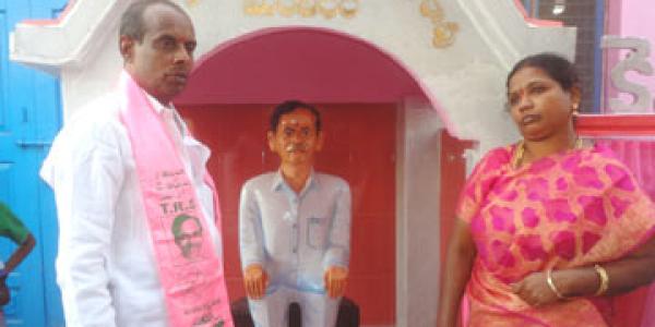Temple for KCR: Fast unto death to meet him