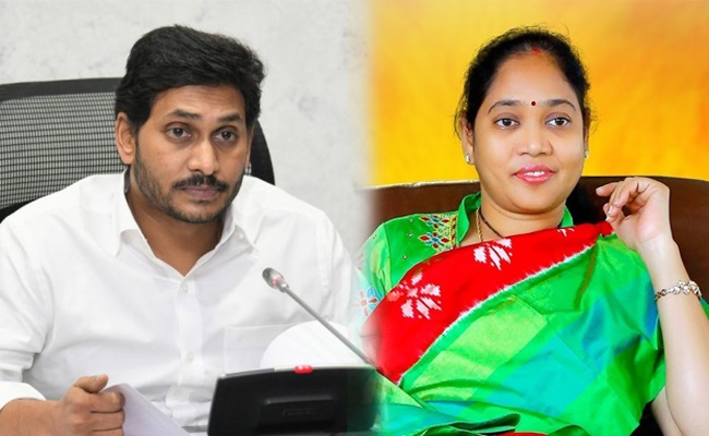 Jagan’s total focus on Home Minister sucharitha, what’s happening?