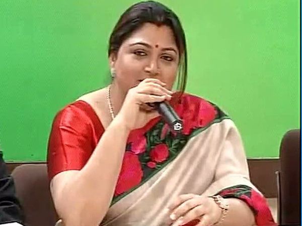 Khushbu quits Congress and joined BJP