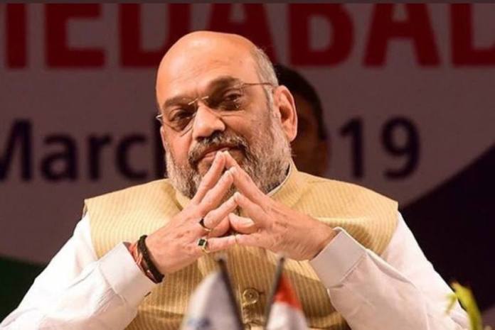 Why ilu ilu behind closed doors, Amit Shah hits out at TRS, MIM