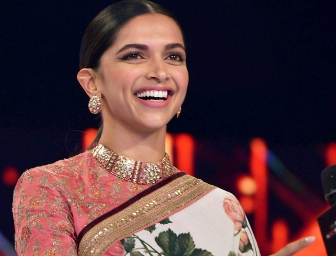 Reason why Deepika Padukone won’t be Adipurush’s Sita