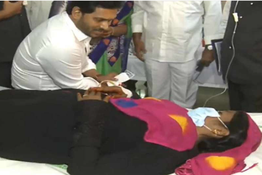 Andhra CM visits mysterious illness patients in Eluru hospital