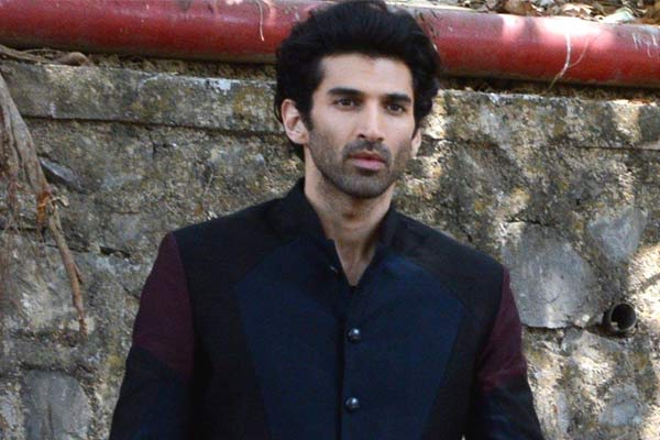 Aditya Roy Kapoor in RED remake