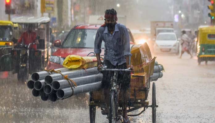 After several wrong predictions, monsoon arrives in Delhi-NCR
