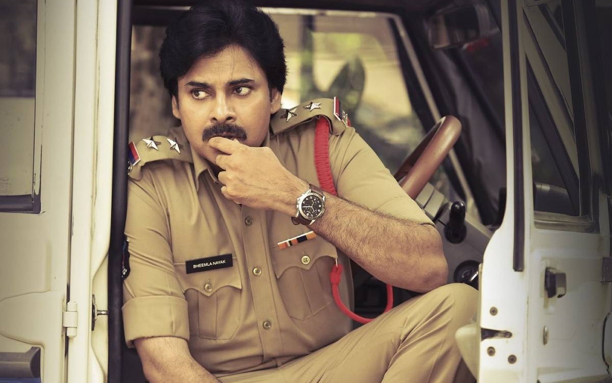 Huge Disappointment For Pawan Kalyan Fans