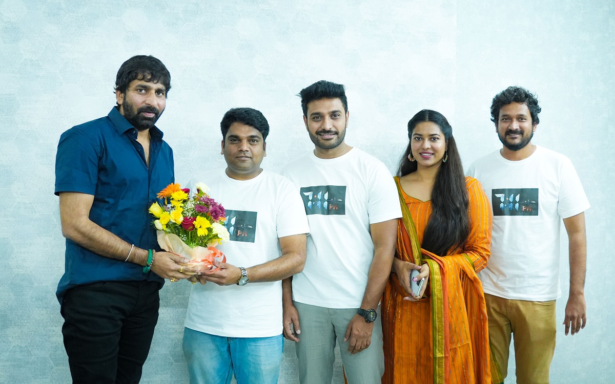 Gopichand Malineni Launched The Teaser Of Sci-Fi  Action Thriller 7:11 PM