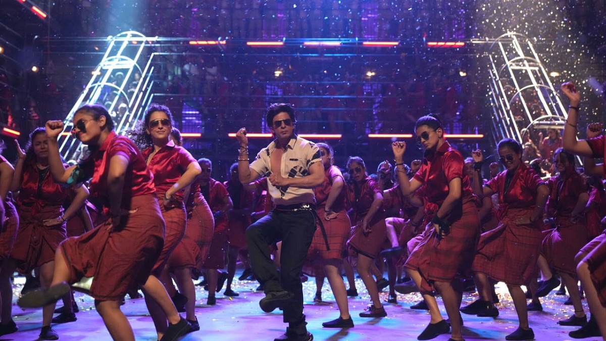 SRK’s Amazing Lungi Saga: From ‘Chennai Express’ To ‘Jawan’ A Fun Co-incidence!