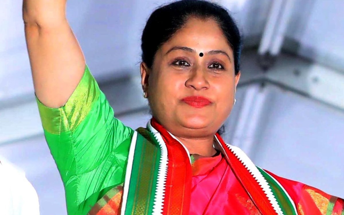 Vijayashanthi’s Bold Move Boosts Congress Election Prospects